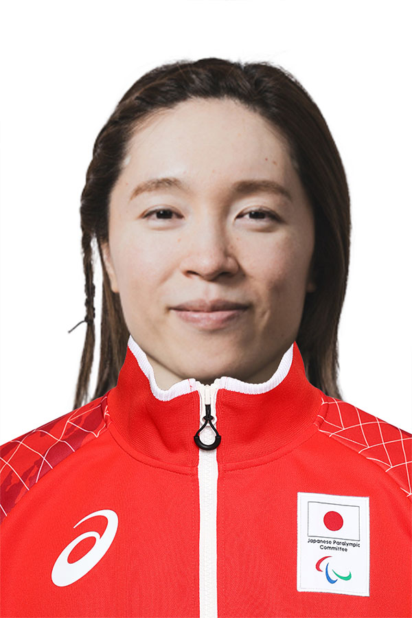関根 彩香