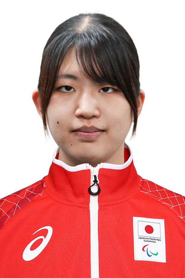 新井 みなみ