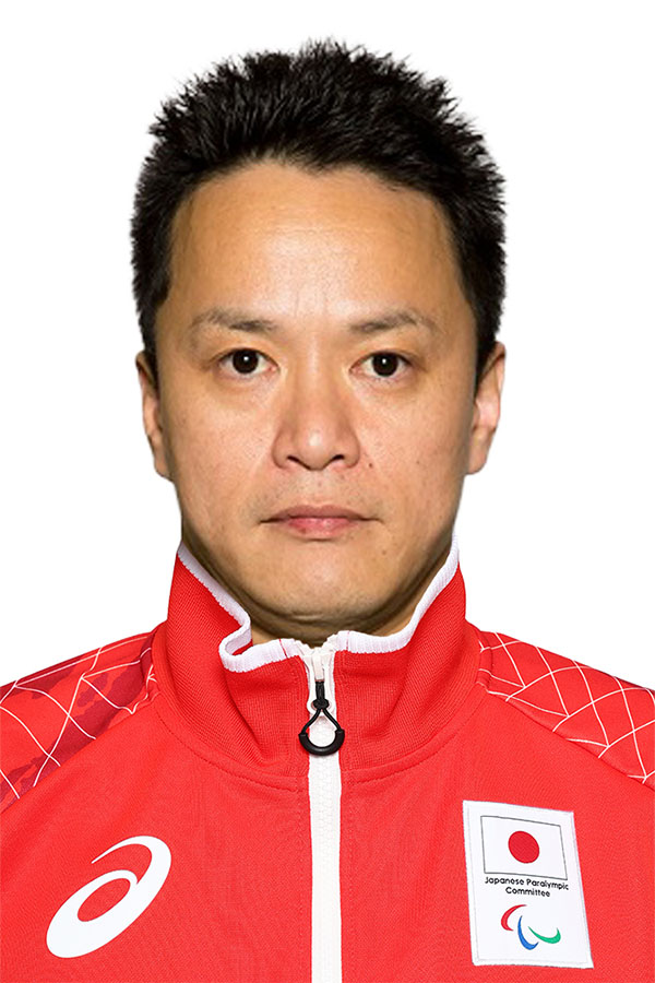 西崎 哲男
