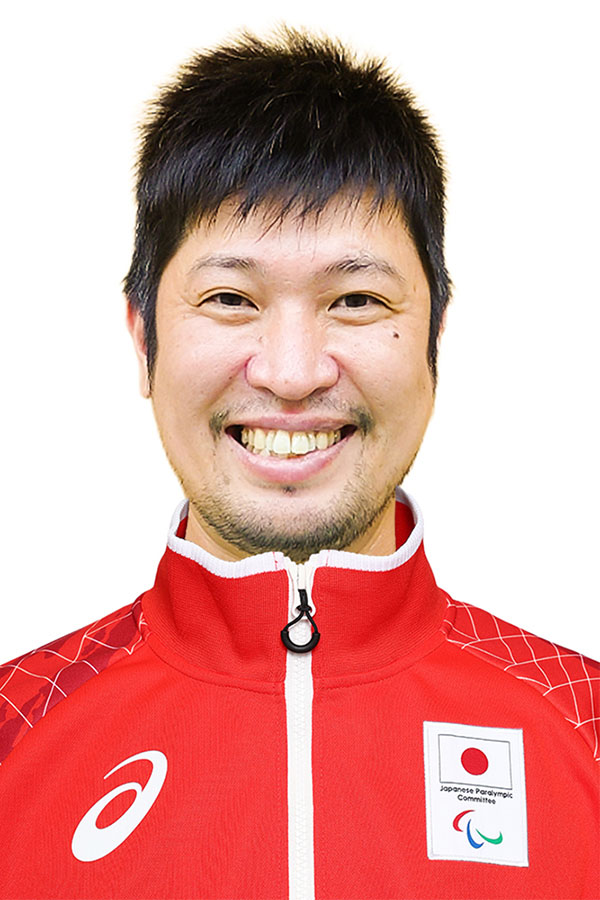 皆川 鉄雄
