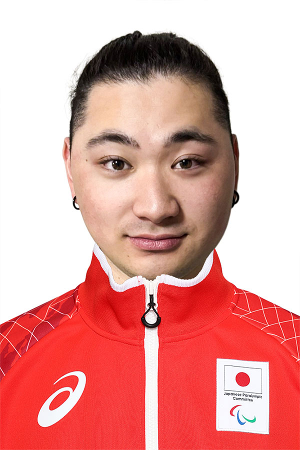 青木 颯志